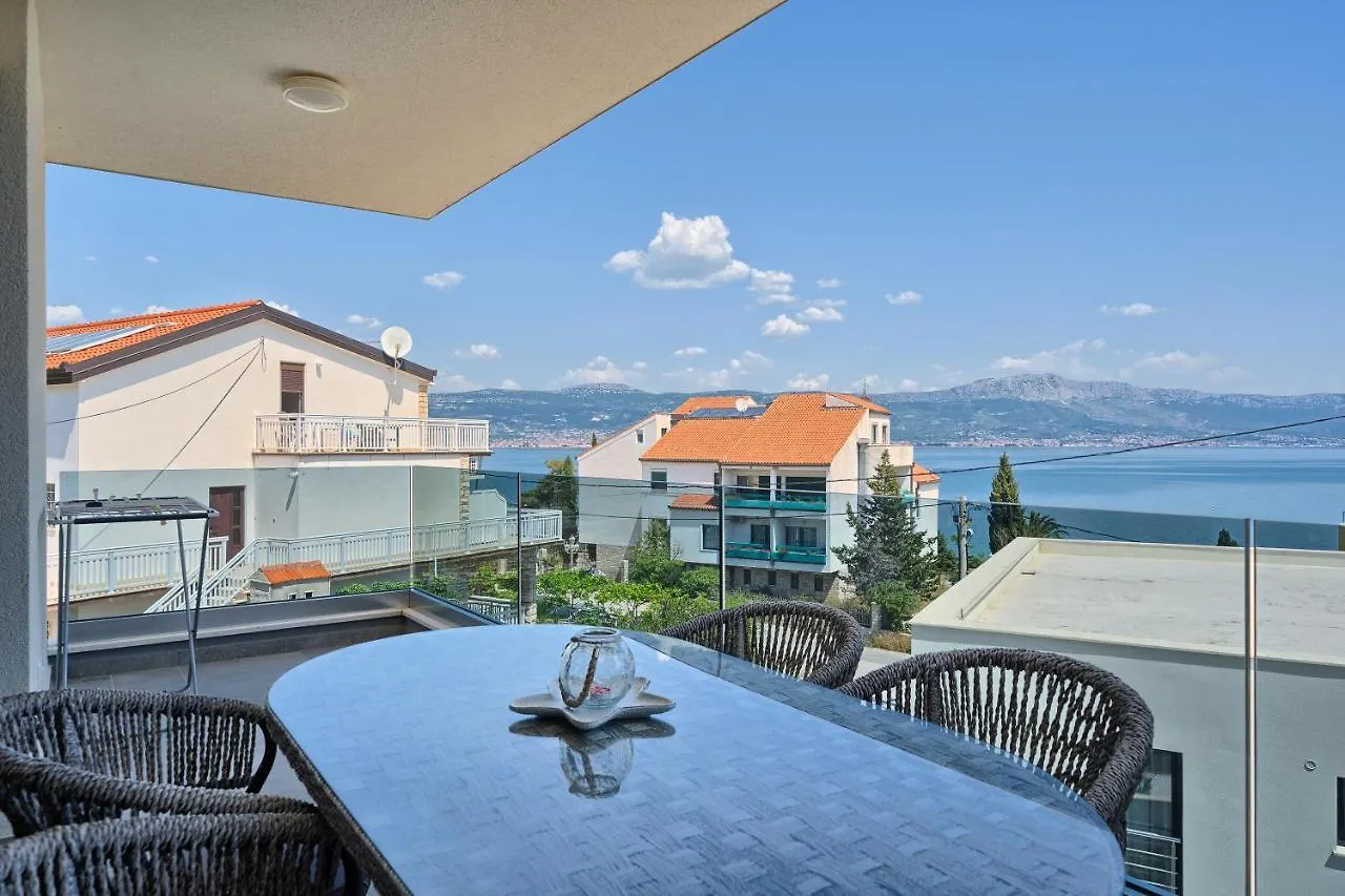 Moni'S Place - Fresh Seaview Apartment Slatine Croatia